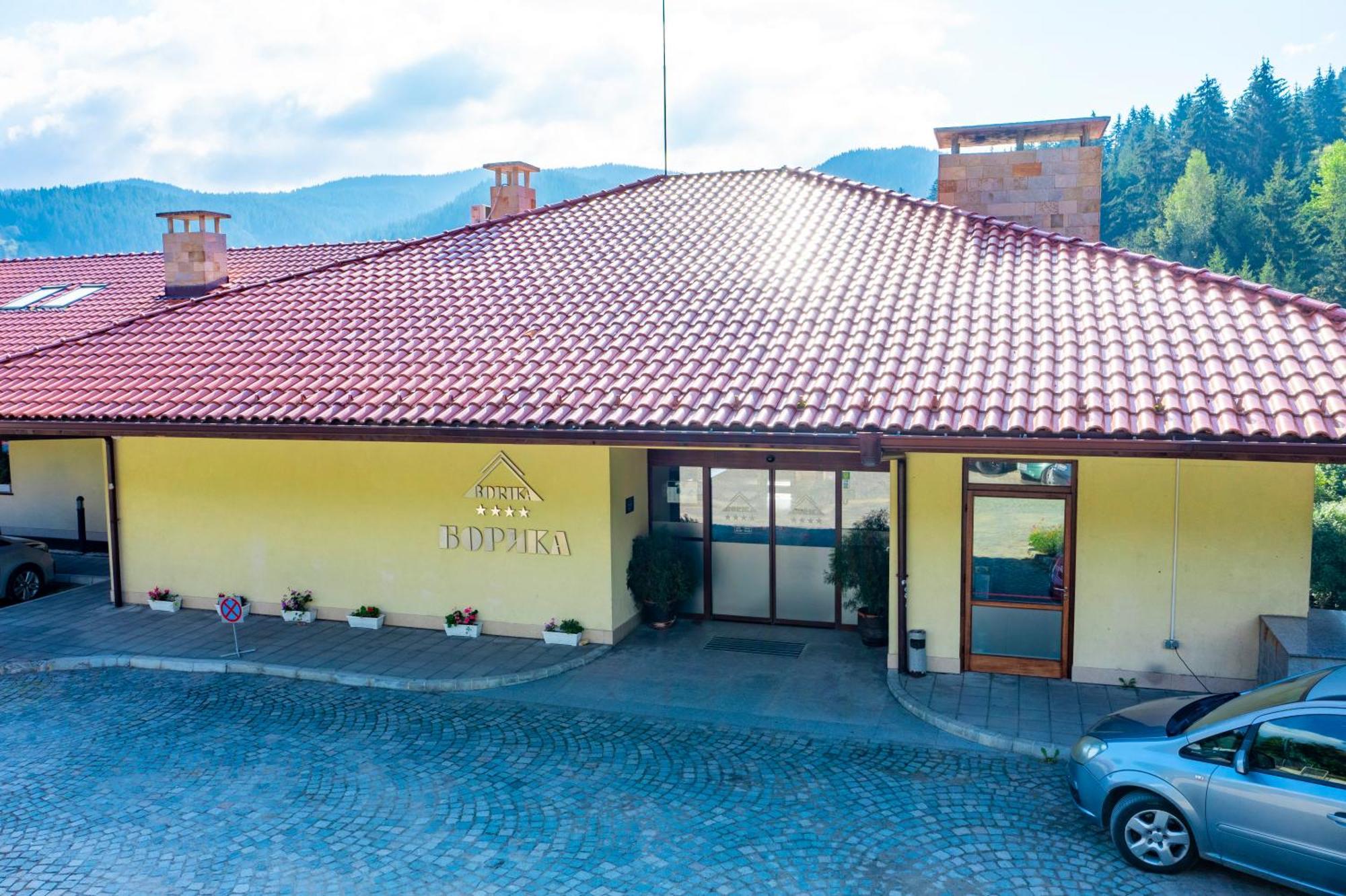 Borika Hotel Chepelare Exterior photo