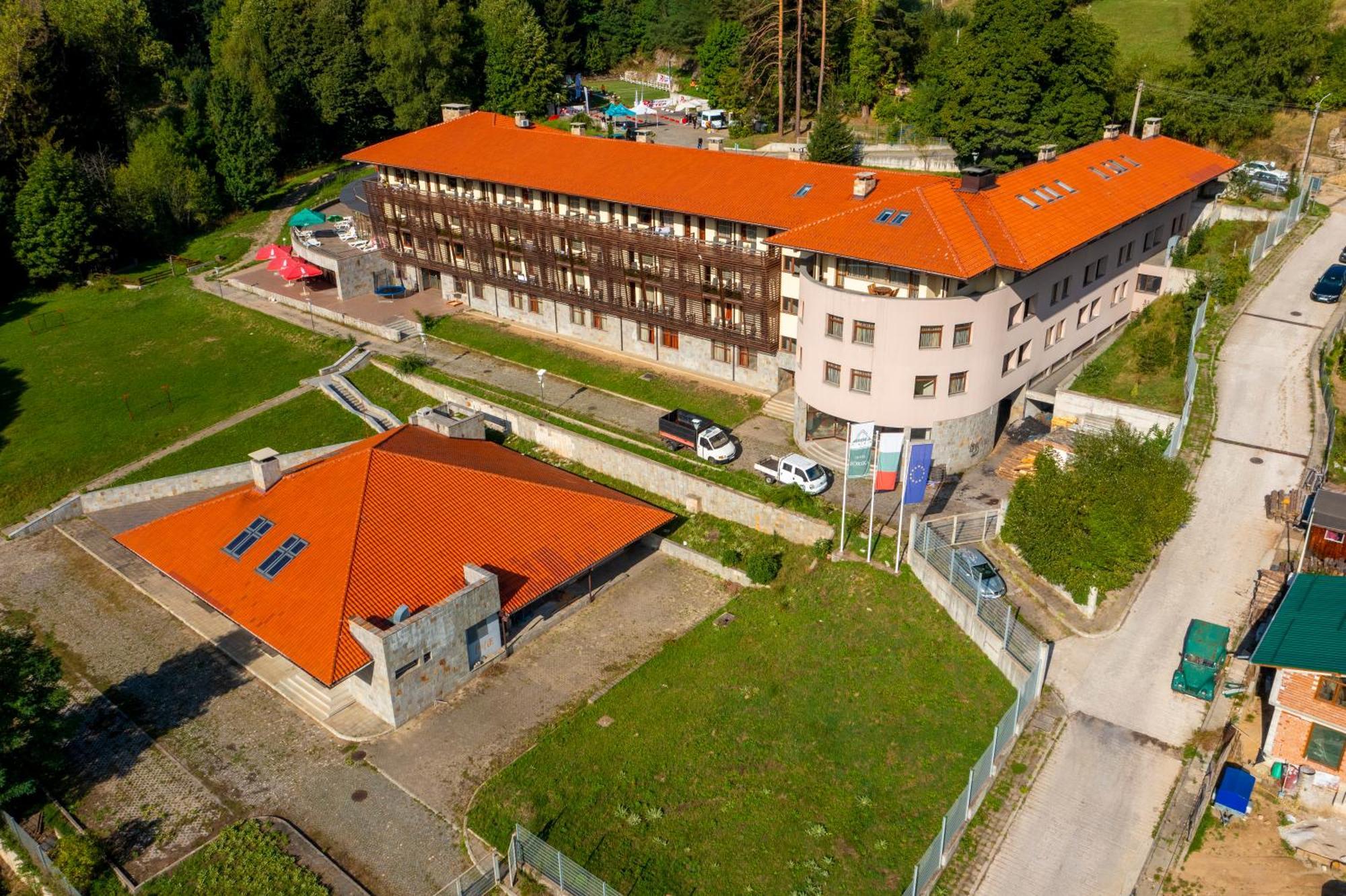 Borika Hotel Chepelare Exterior photo