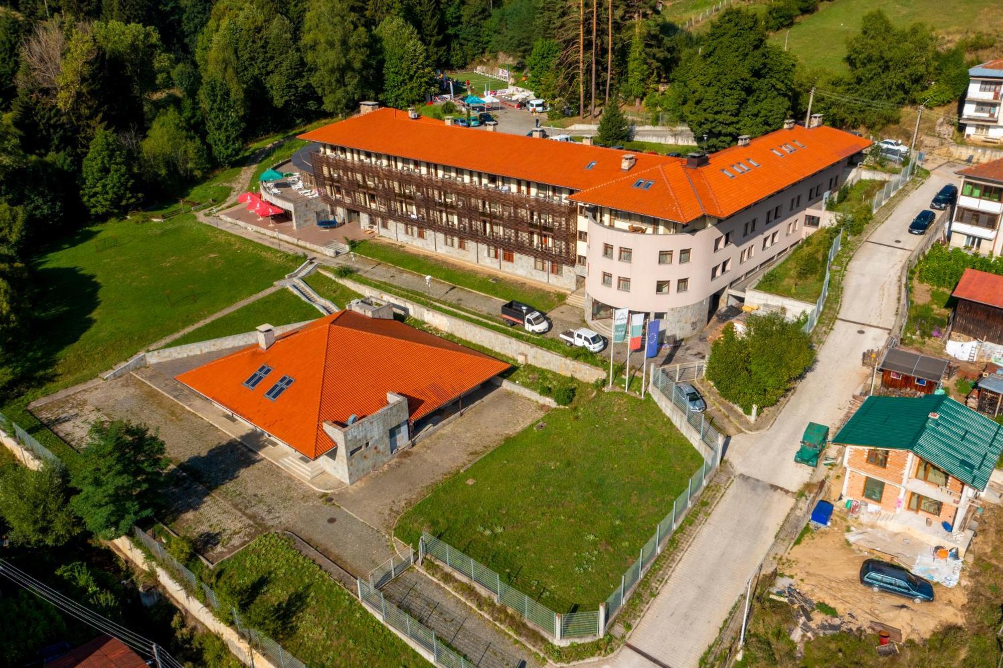 Borika Hotel Chepelare Exterior photo