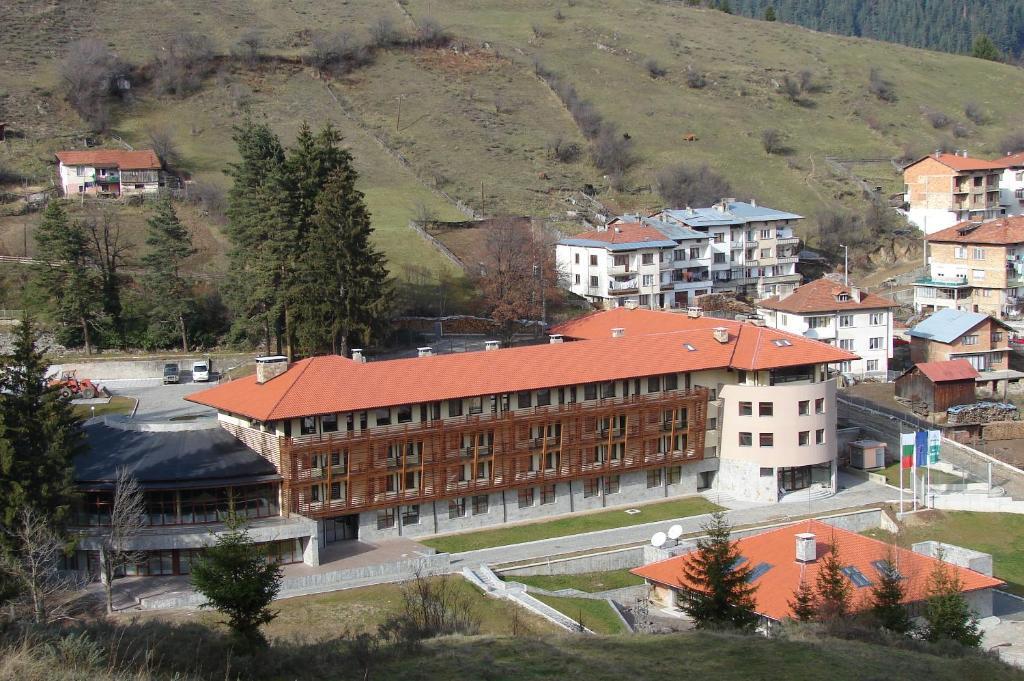 Borika Hotel Chepelare Exterior photo