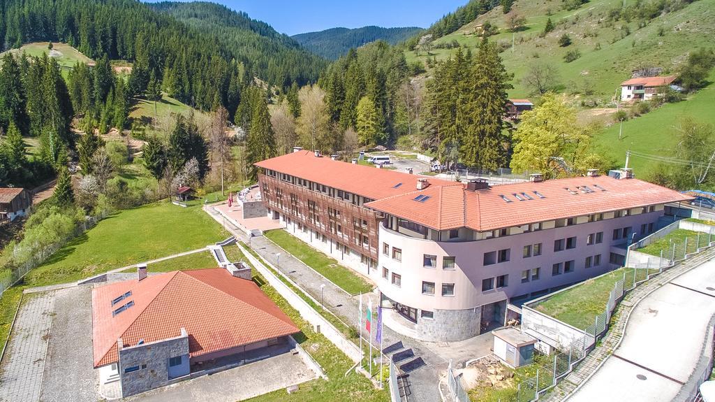 Borika Hotel Chepelare Exterior photo